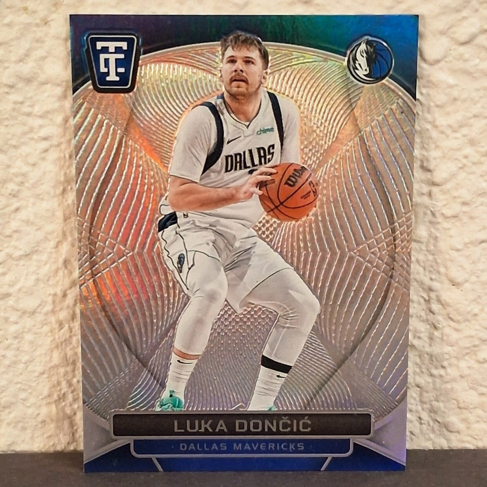 2024-25 PANINI TOTALLY CERTIFIED LUKA DONCIC SILVER HOLO MIRROR PARALLEL #121