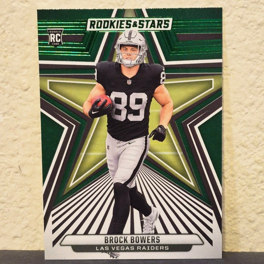 2024 PANINI ROOKIES AND STARS BROCK BOWERS GREEN FOIL ROOKIE CARD #114