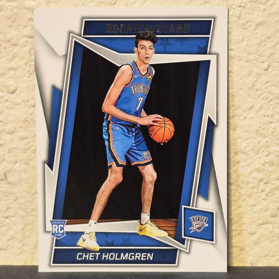2022-23 PANINI CHRONICLES ROOKIES AND STARS CHET HOLMGREN ROOKIE CARD #602